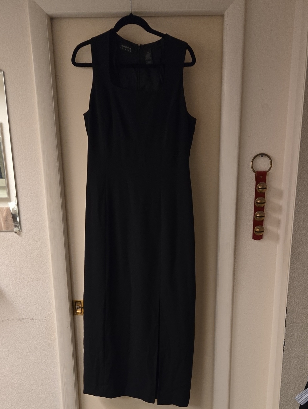 Classic Liz Claiborne Black Sleeveless Maxi Dress